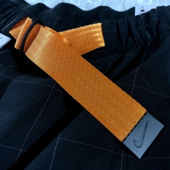 Nike Sportswear Tech Pack Repel Woven Shorts - Picture 10 of 10